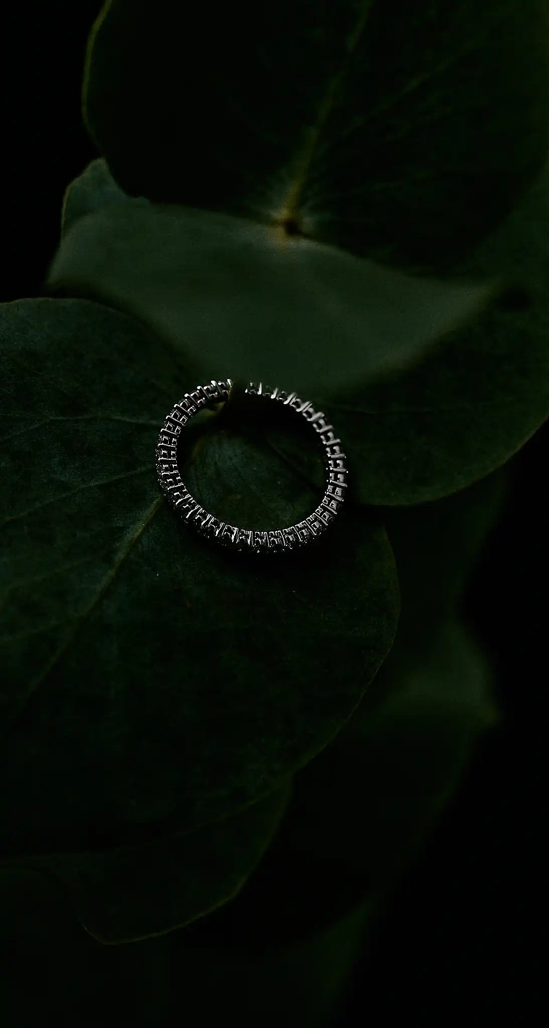 Jak dbać o złote pierścionki? - BELLER: Official Online Store & Luxury Jewelry Atelier