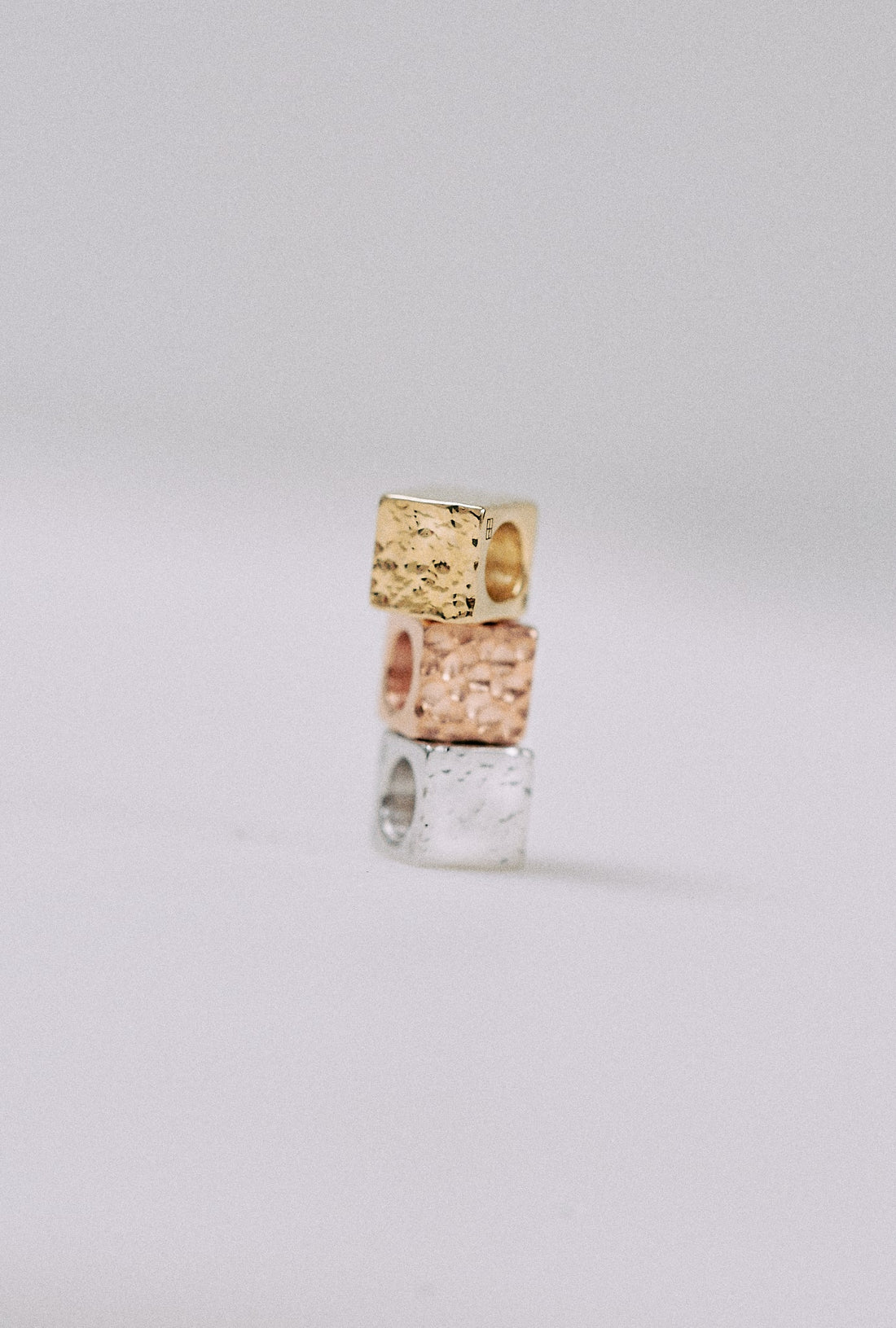 Jak biżuteria może poprawić Twój wizerunek? - BELLER: Official Online Store & Luxury Jewelry Atelier
