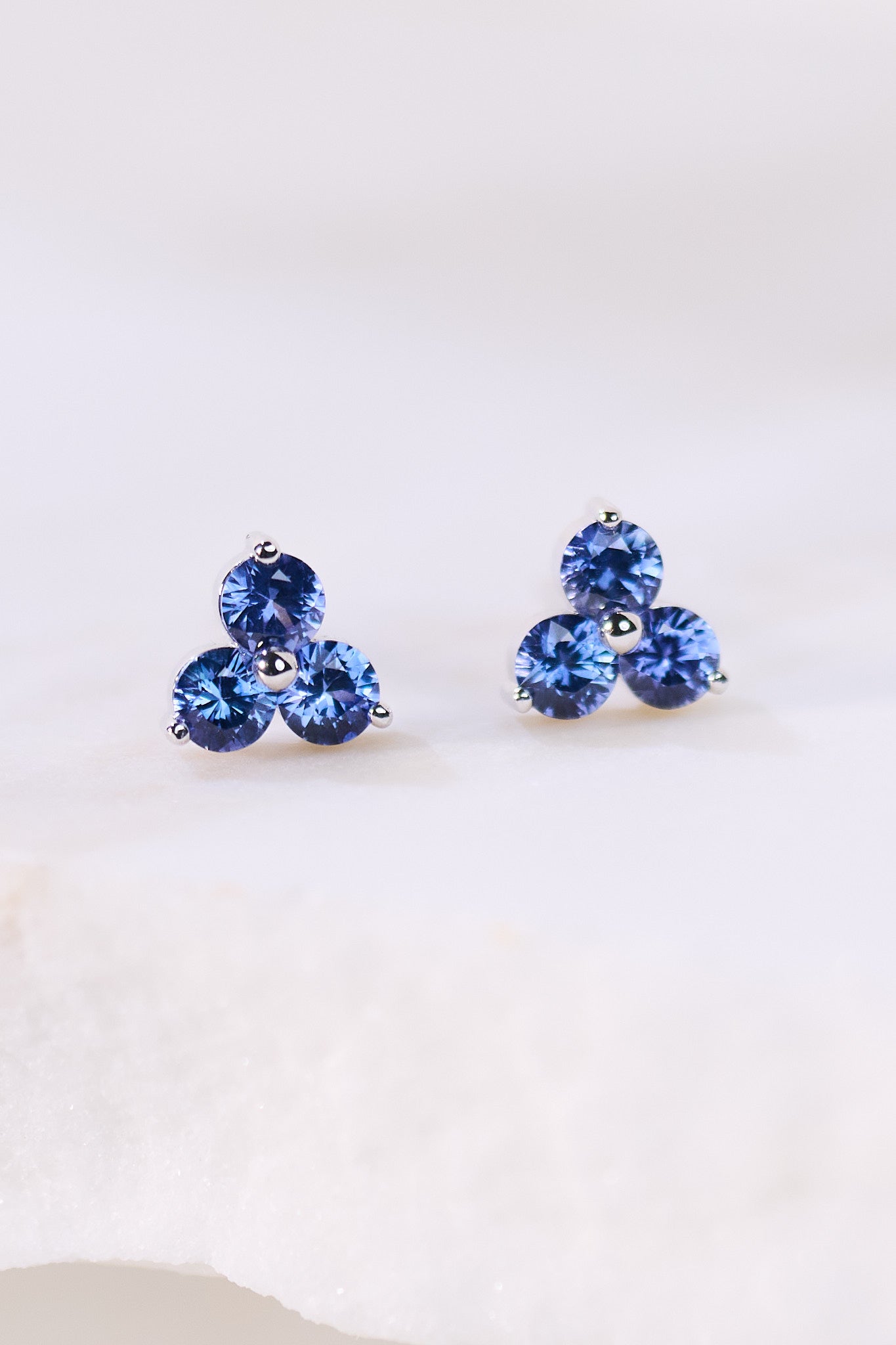 Kolczyki złote z szafirami B One N°4 - BELLER: Official Online Store & Luxury Jewelry Atelier
