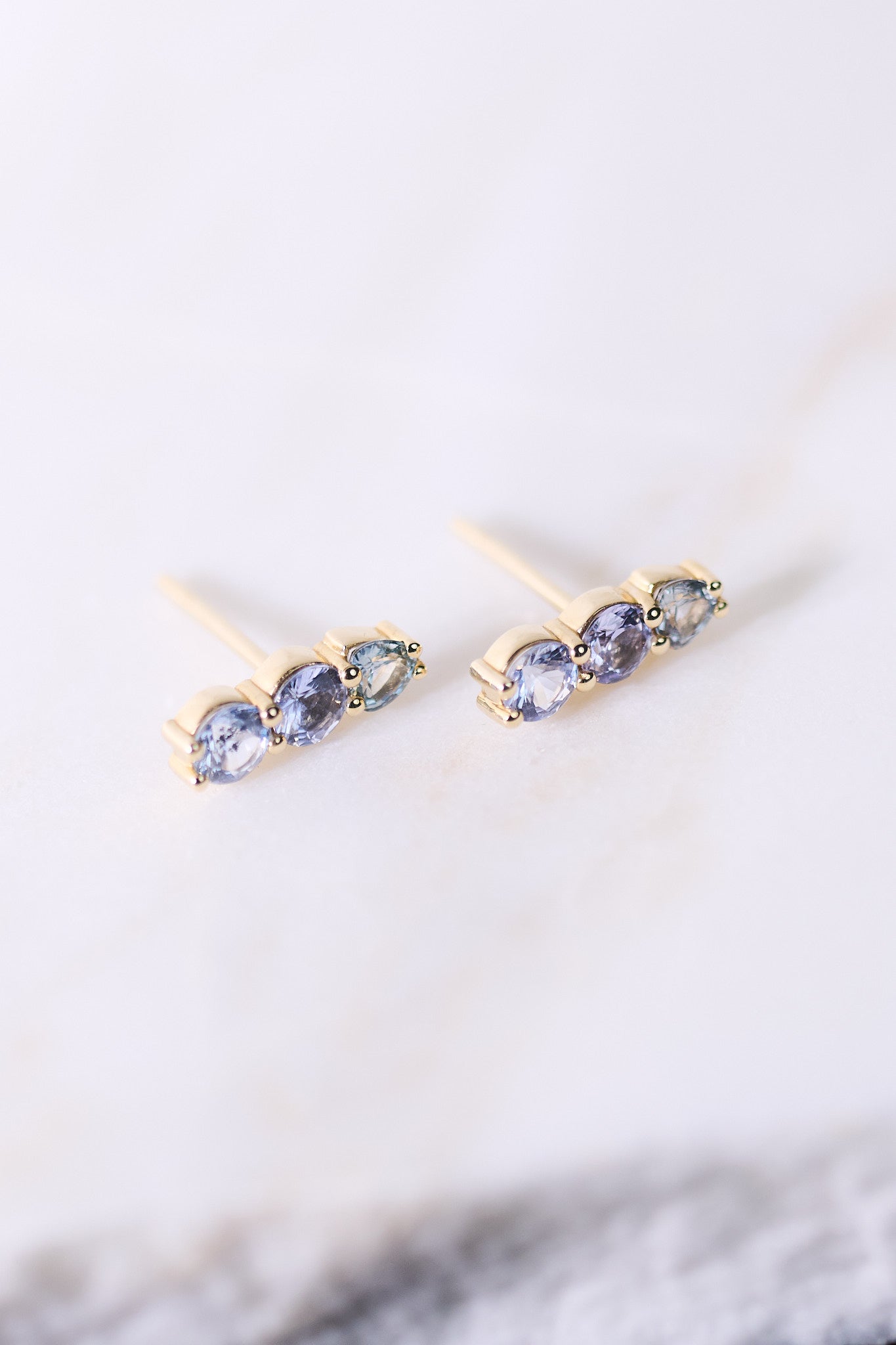 Kolczyki złote z szafirami B One N°5 - BELLER: Official Online Store & Luxury Jewelry Atelier