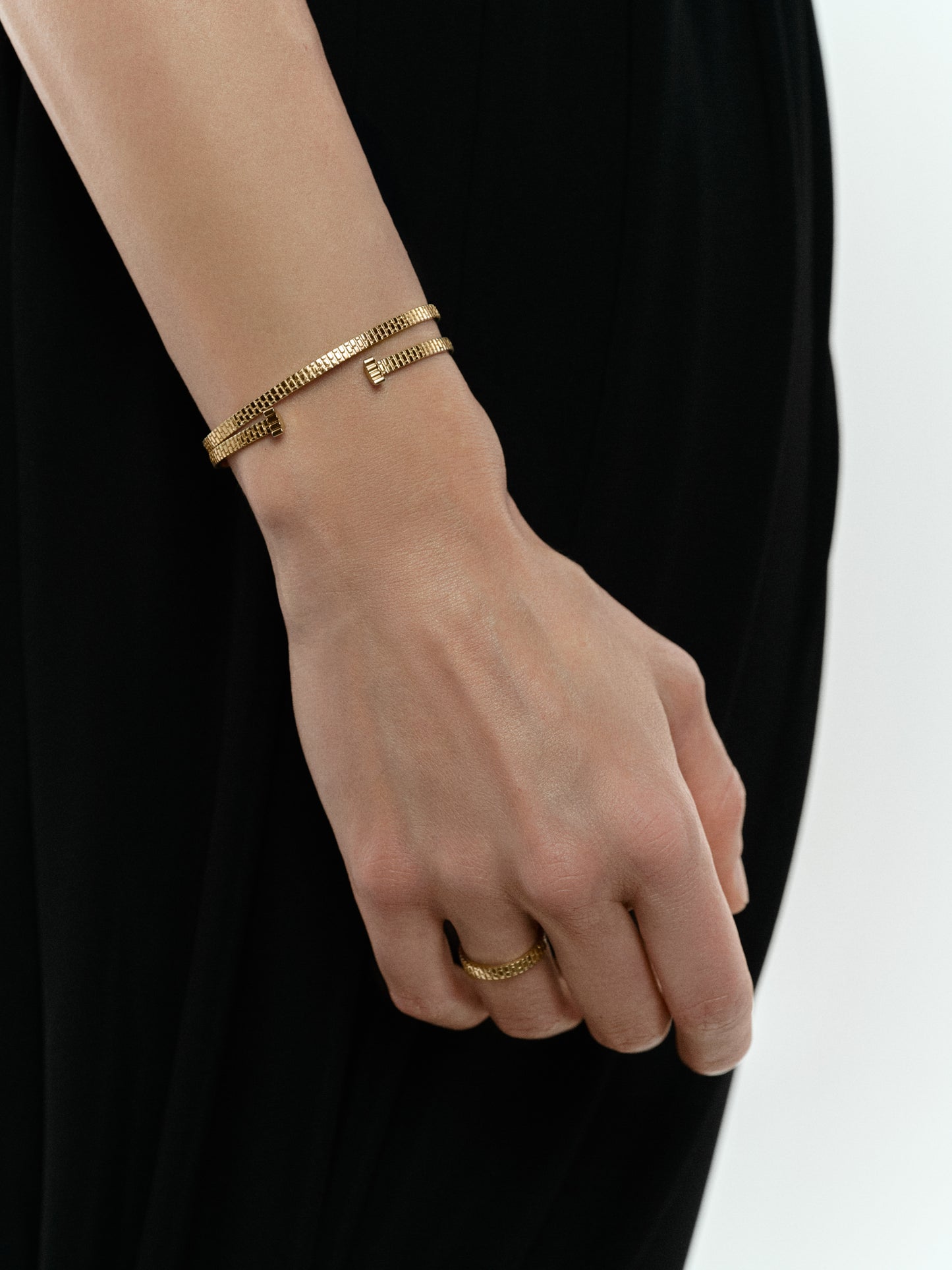 Pierścionek złoty Barbakan N°1 - BELLER: Official Online Store & Luxury Jewelry Atelier