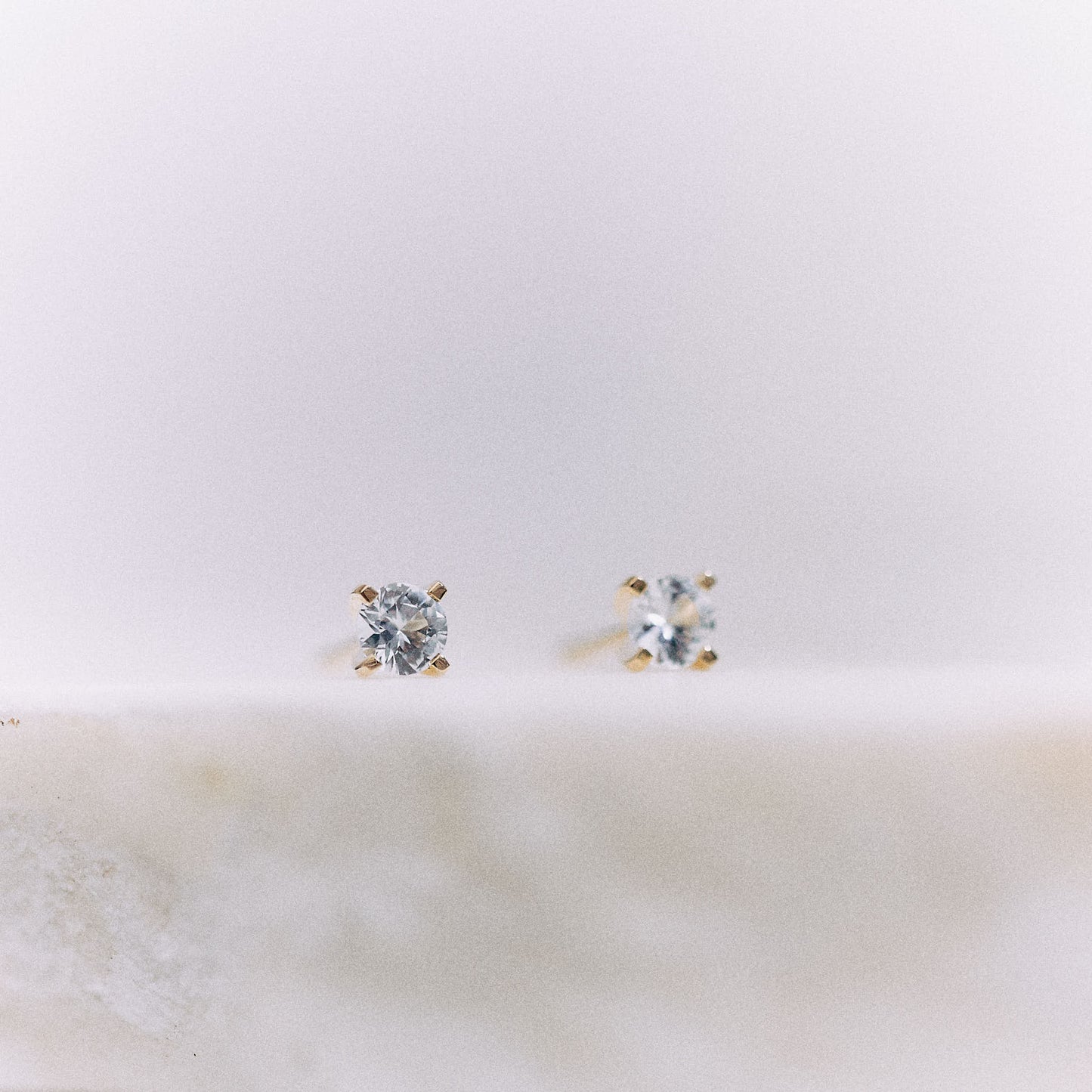 Kolczyki złote z szafirami silver blue B One N°1 - BELLER: Official Online Store & Luxury Jewelry Atelier
