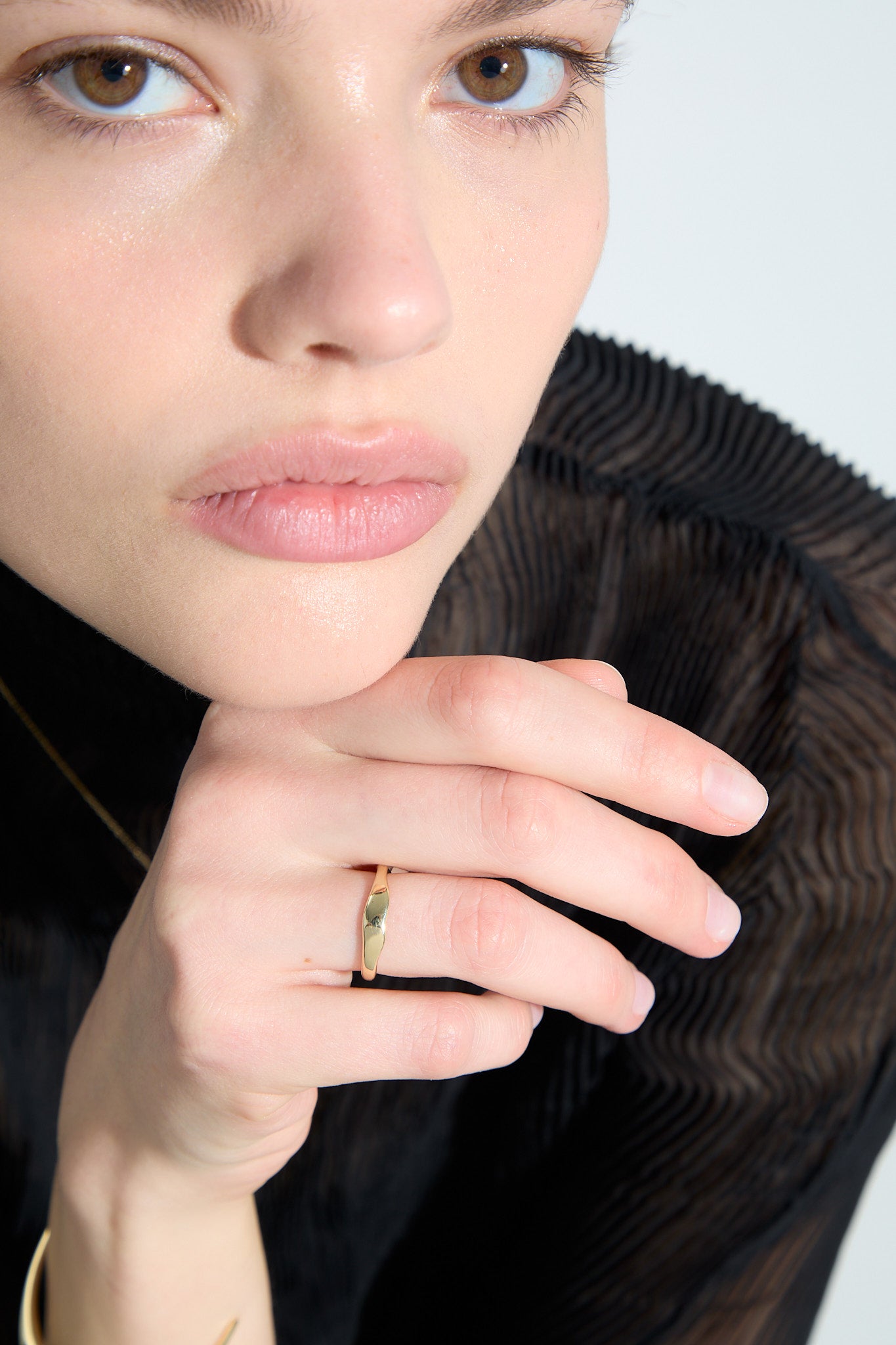 Pierścionek złoty Liquid N°3 - BELLER: Official Online Store & Luxury Jewelry Atelier