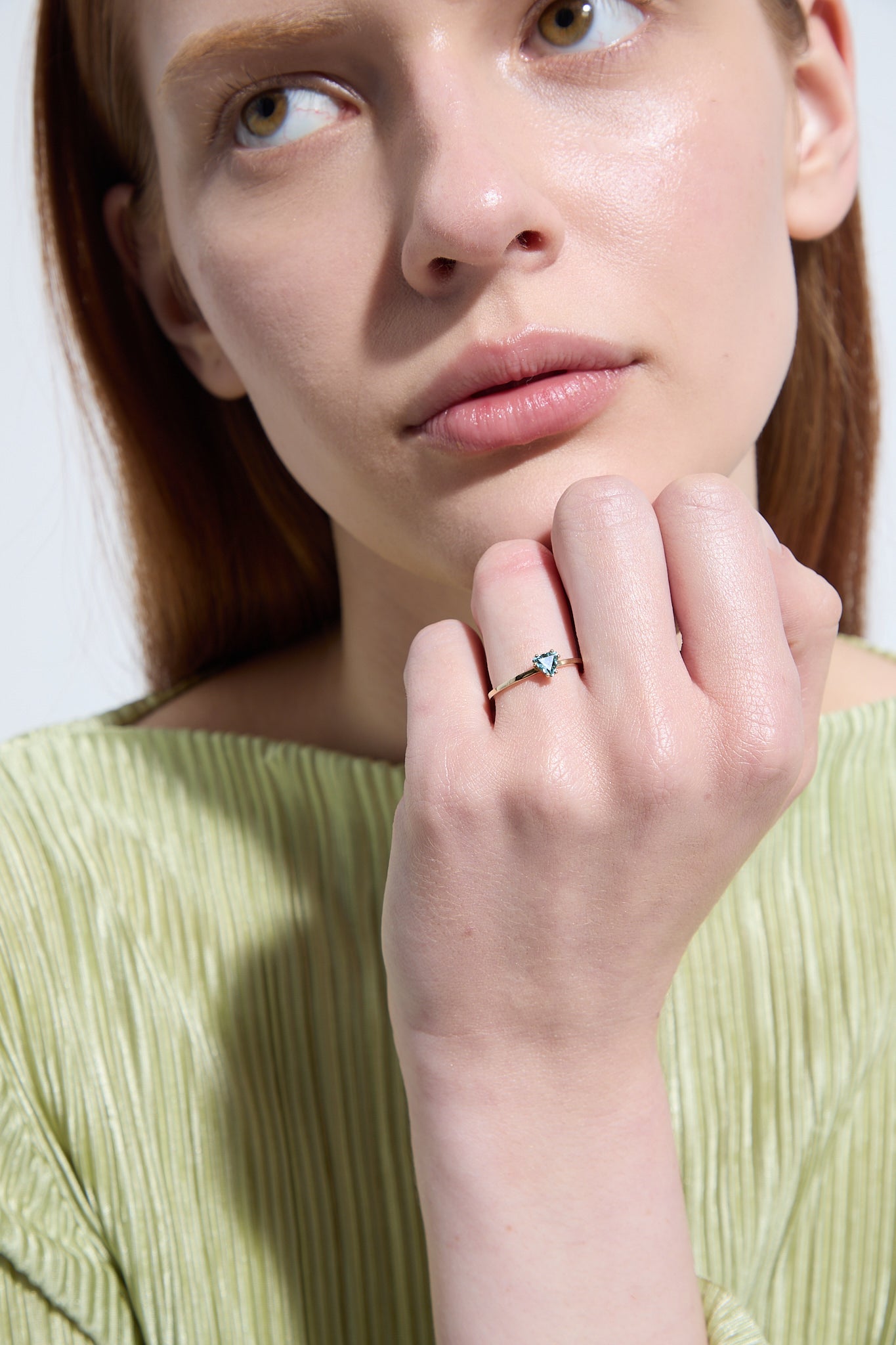 Pierścionek złoty z szafirem B One N°32 - BELLER: Official Online Store & Luxury Jewelry Atelier